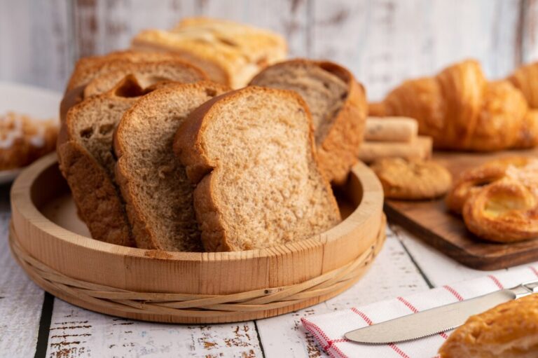 Everything Bread, a flavorful and textured delight